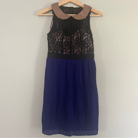 NWOT Minuet Petite Black Blue Lace Mini Dress Peter Pan Collar Formal Small - Picture 1 of 7